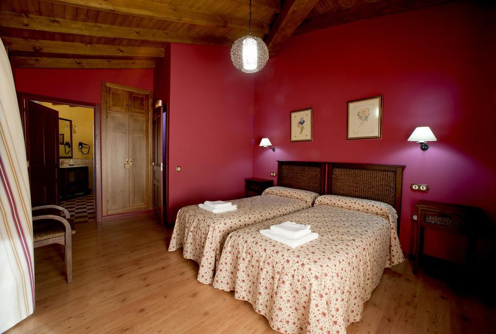 Casa Rural Arbequina-Piscina Natural A 100 Metros Casas del Monte Kamer foto
